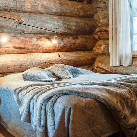 Βίλα Log Samruam A Incl Wifi, Fire Wood, Sauna *